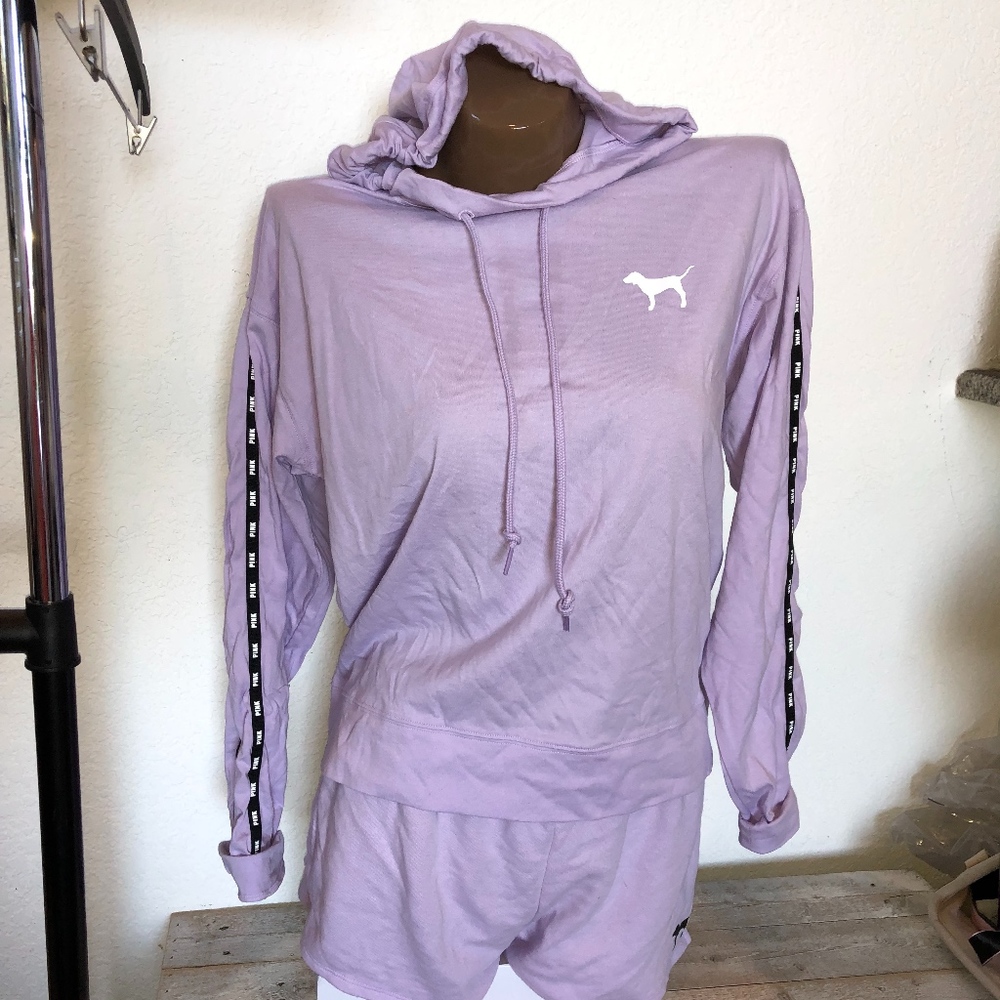 PINK Long Sleeve T Short set Lavender M